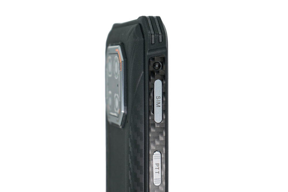 V10 Global POC Radio System Push-to-Talk over Internet No SIM Required